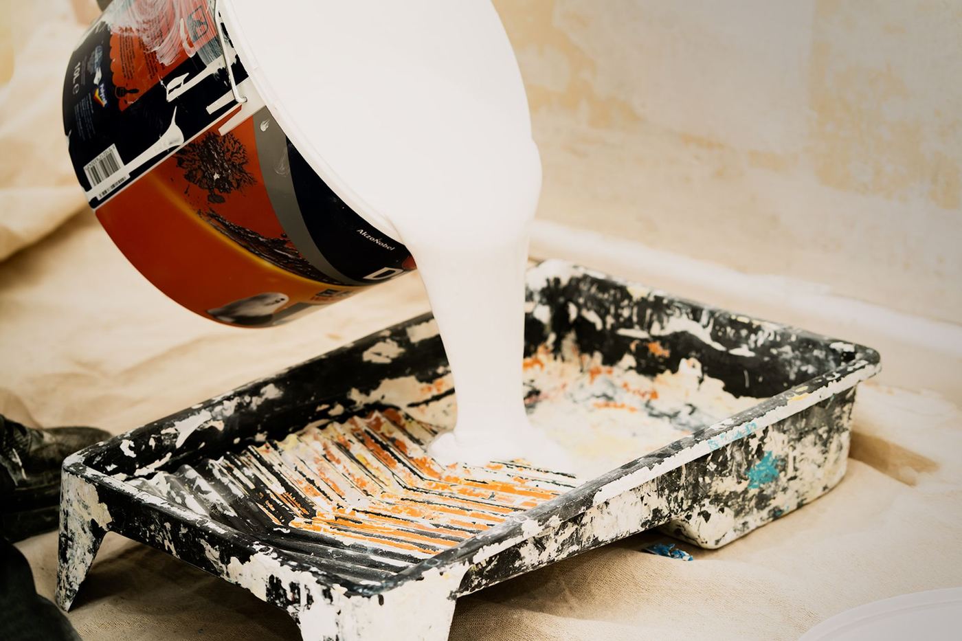 painting and decorating Ealing — Painting & Decorating London